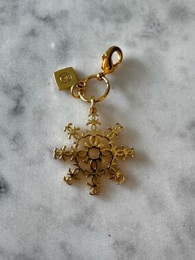 Gold Snowflake Holiday 2024 Charm